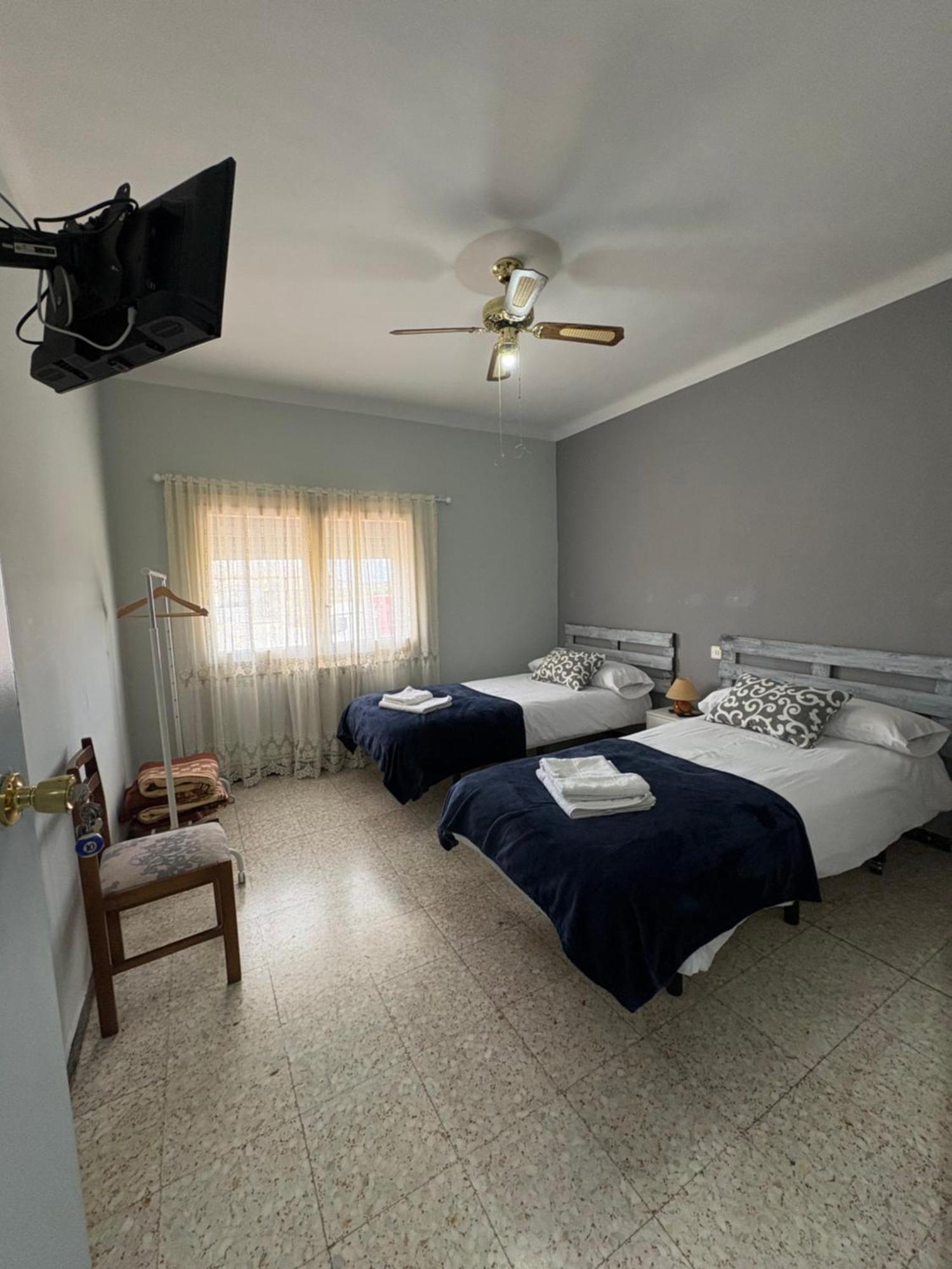 Hostal Pueblo Viejo Belchite Eksteriør billede